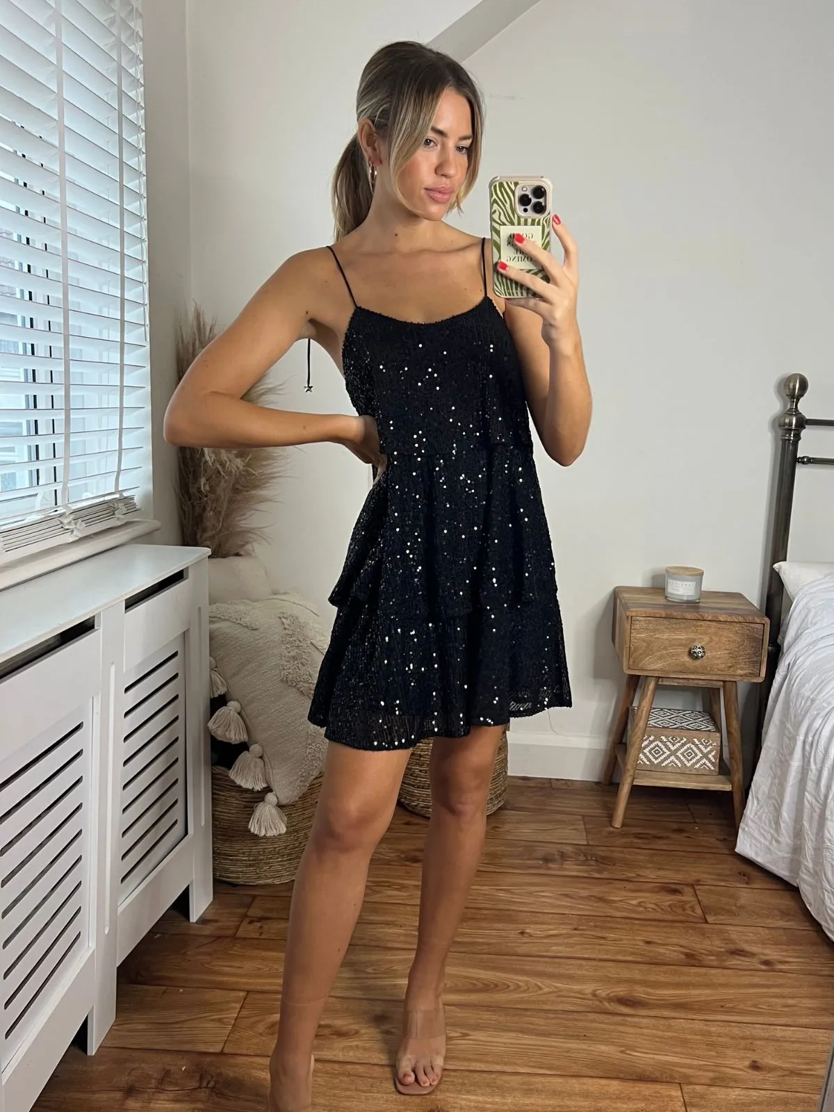 Aura Tiered Sequin Strappy Dress / Black