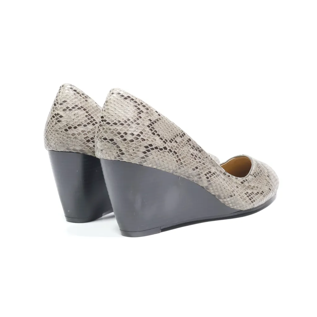 Bass G.H. Bass & Co Wedge Shoes Leather Grey Color For Women