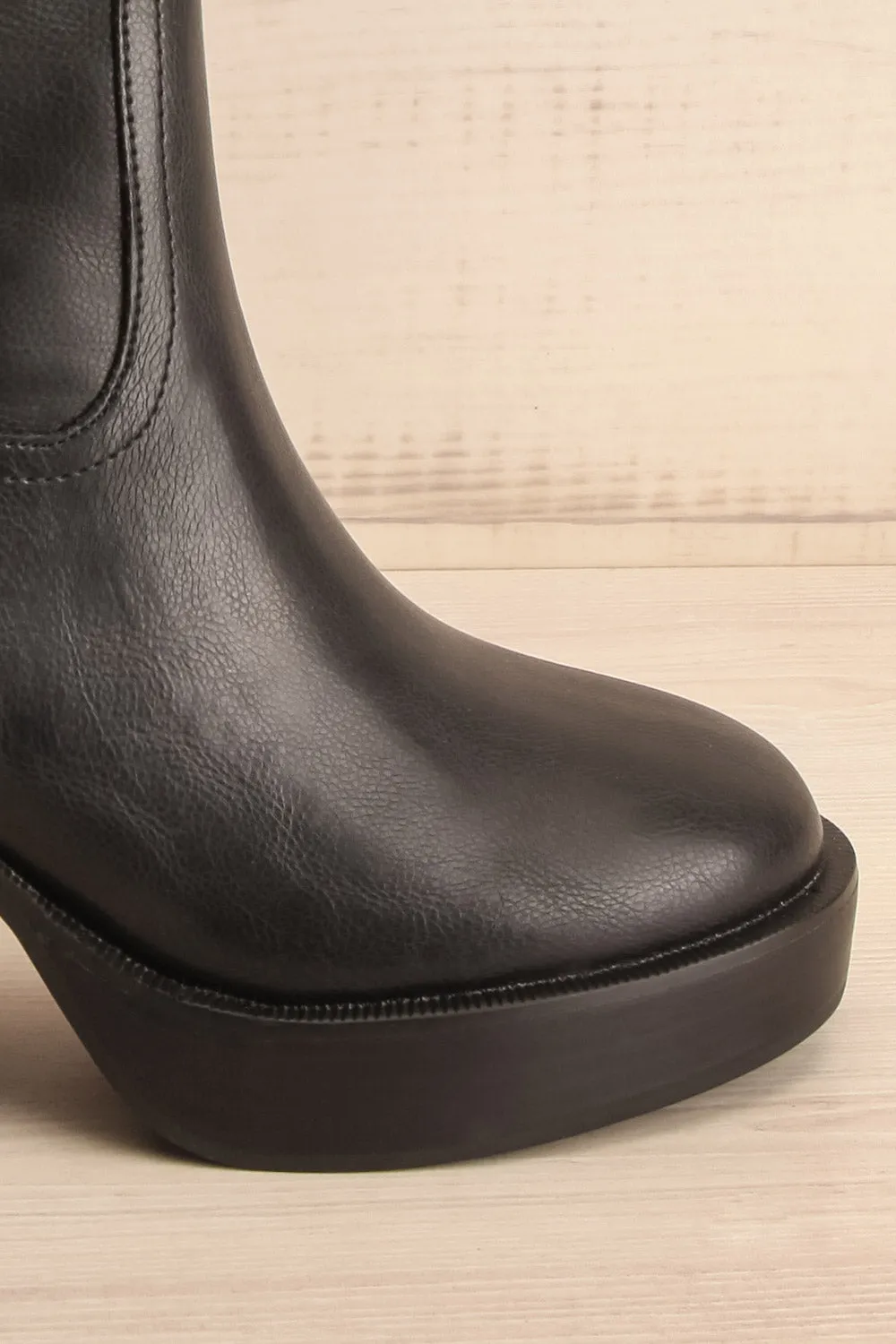 Chagford | Mid-High Heeled Boots