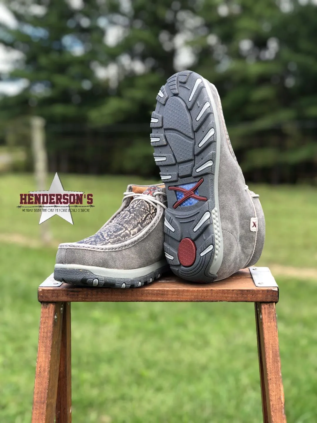 Chukka Driving Moc ~ Elephant