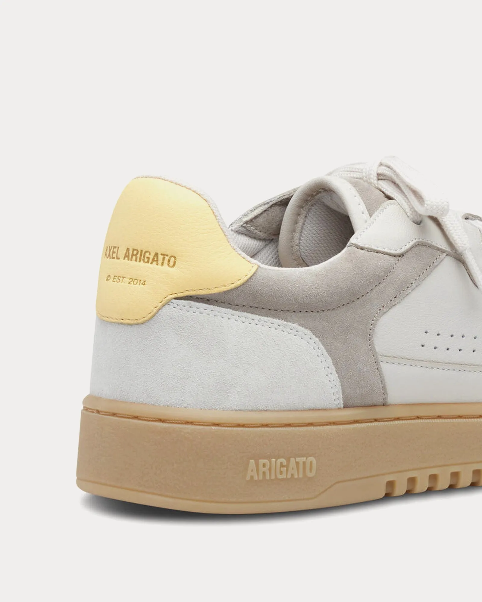 Dice-T Toe Beige / Gum Low Top Sneakers