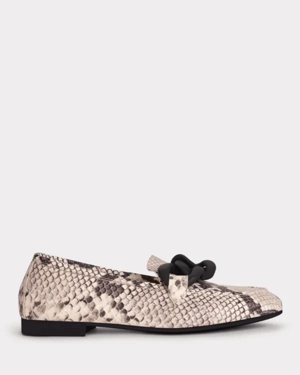 Gina Driving Moccasin shoe