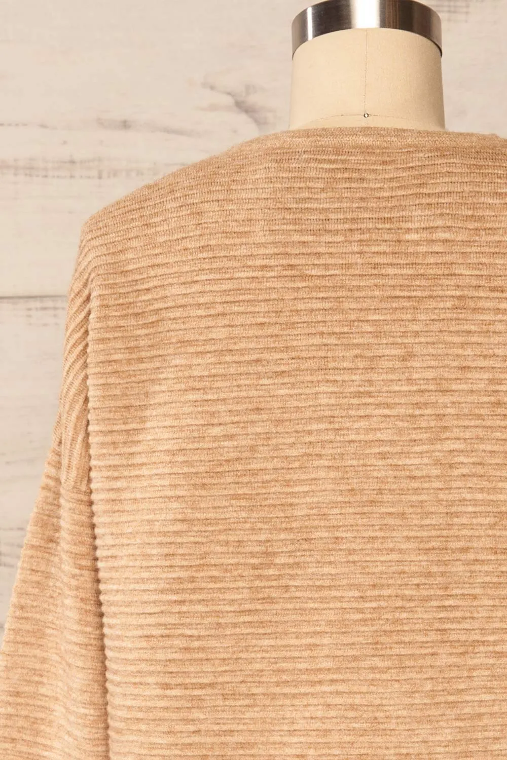 Knares Beige | Ribbed Round Collar Sweater