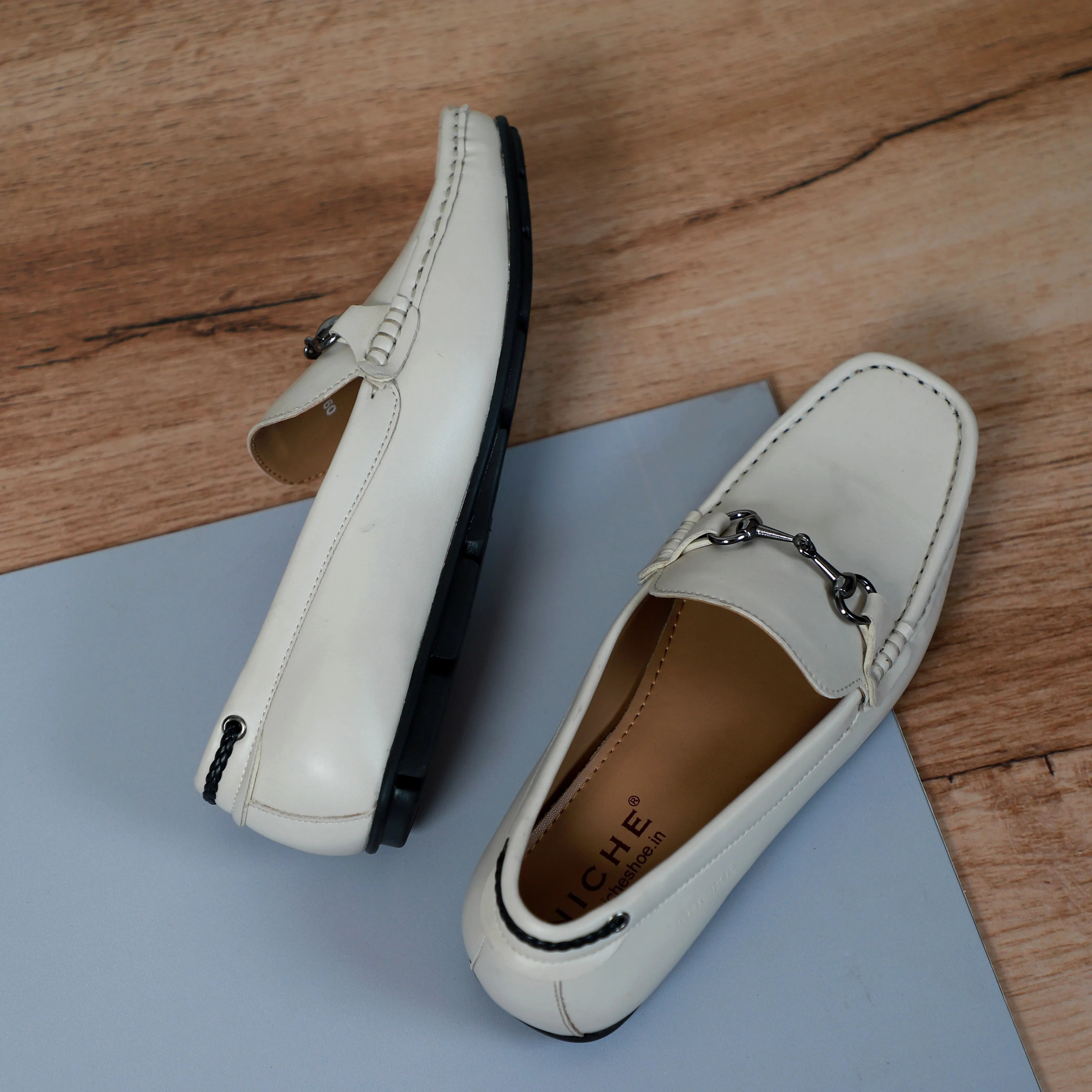 NICHE Ivory Luxuriant Moccasin - Drving loafer