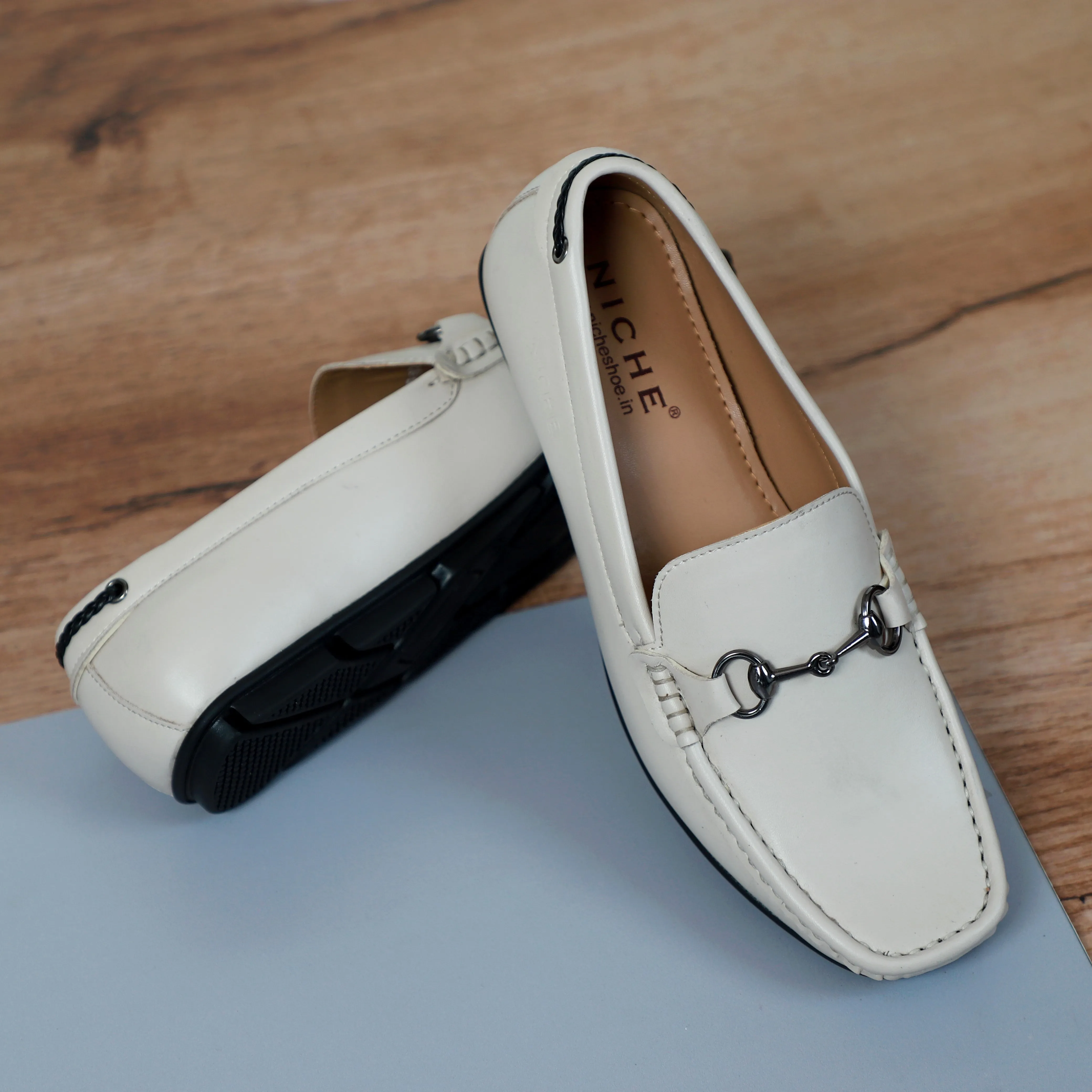 NICHE Ivory Luxuriant Moccasin - Drving loafer
