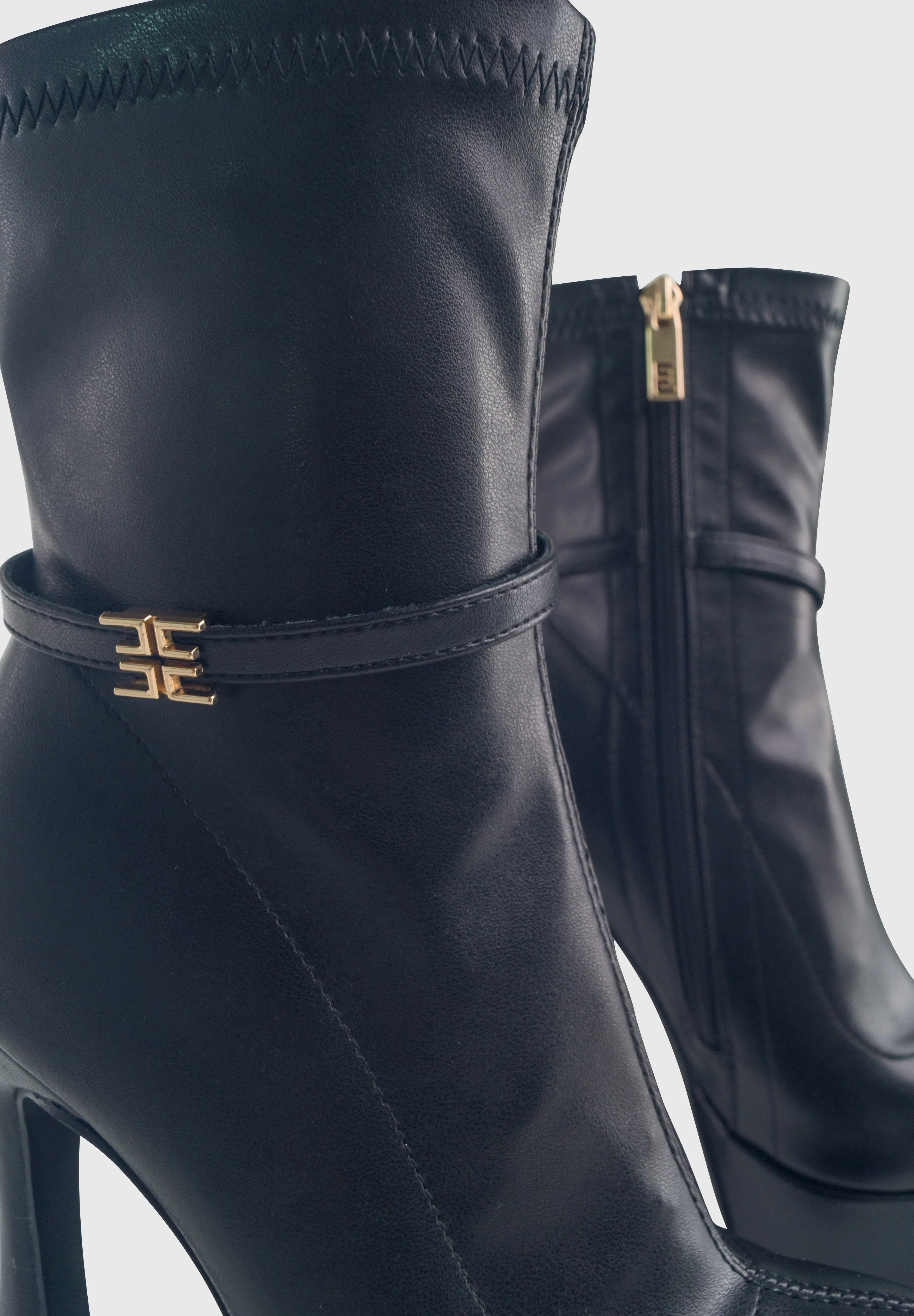 OPHELIA Black - High platform pointy socks heeled boots
