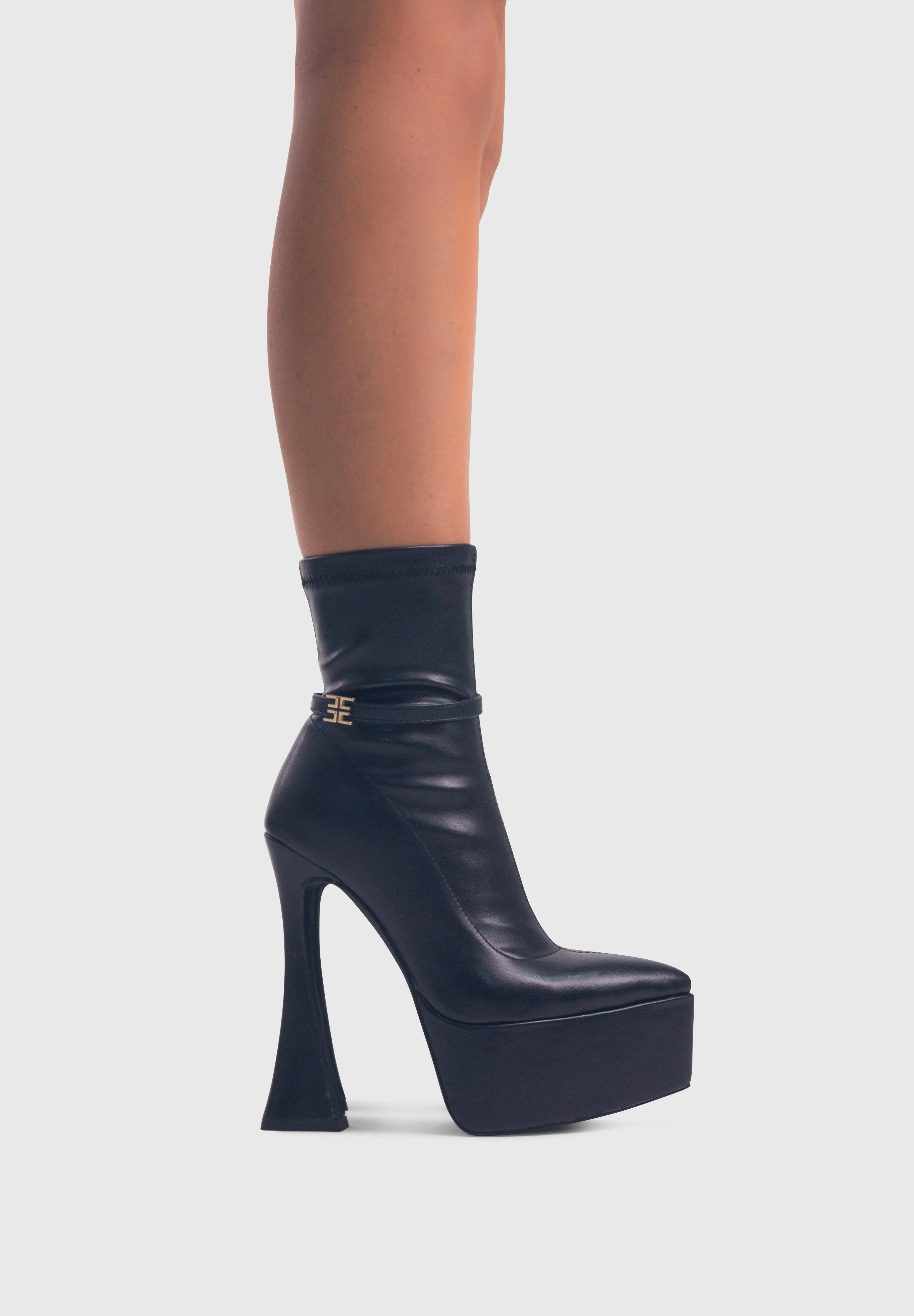 OPHELIA Black - High platform pointy socks heeled boots