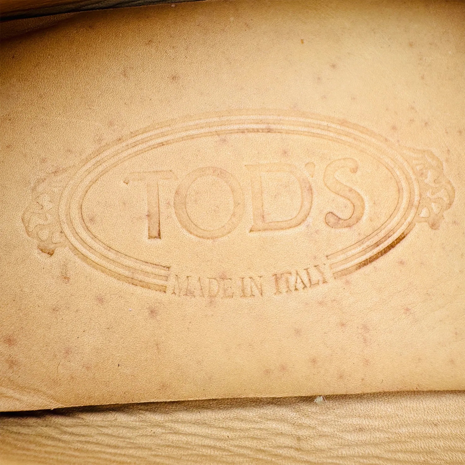 Tods Men's Gommino Driving Nubuck Loafer Shoes (Size 41)