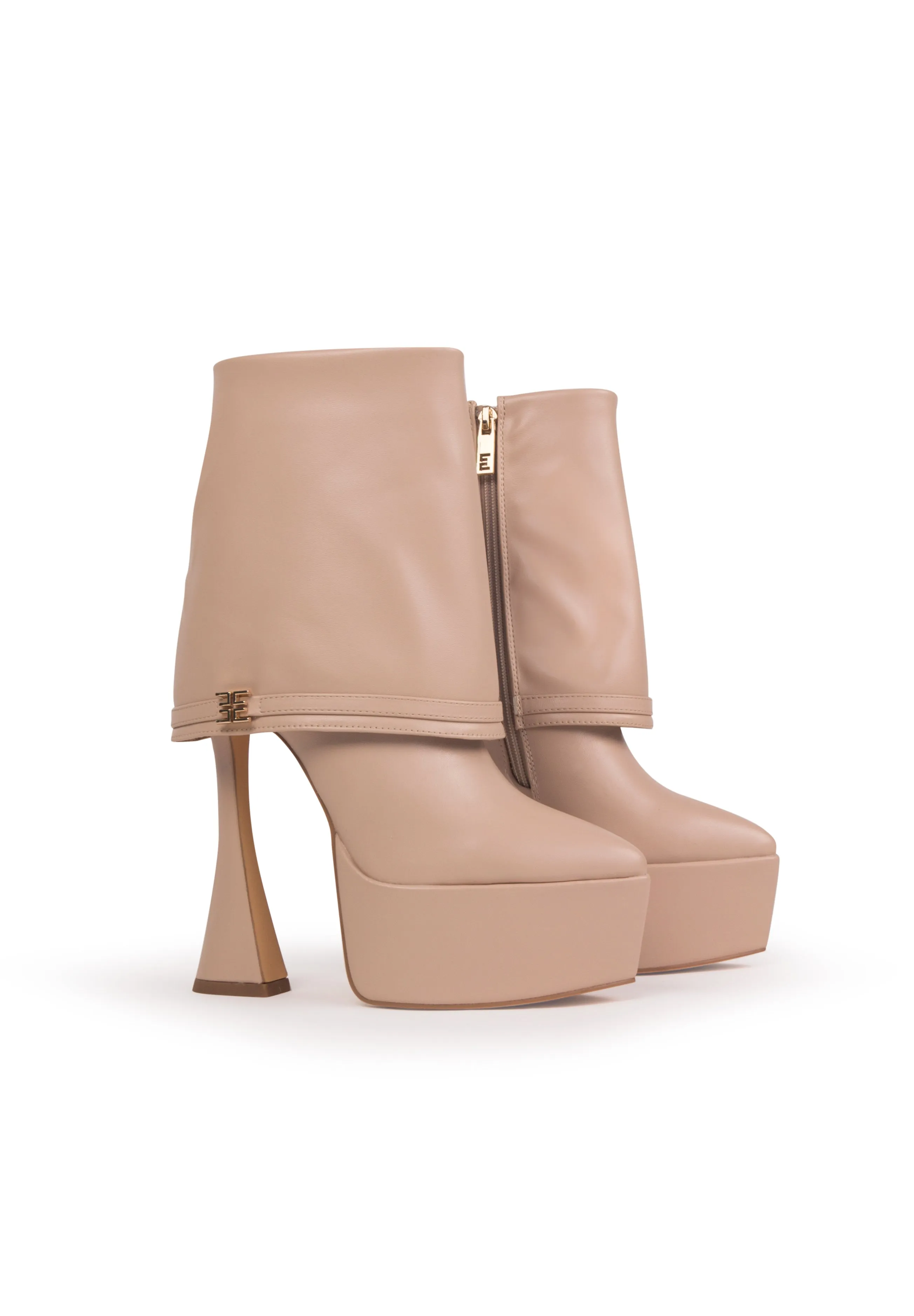 XANDRIA Nude - High platform pointy folded heeled boots