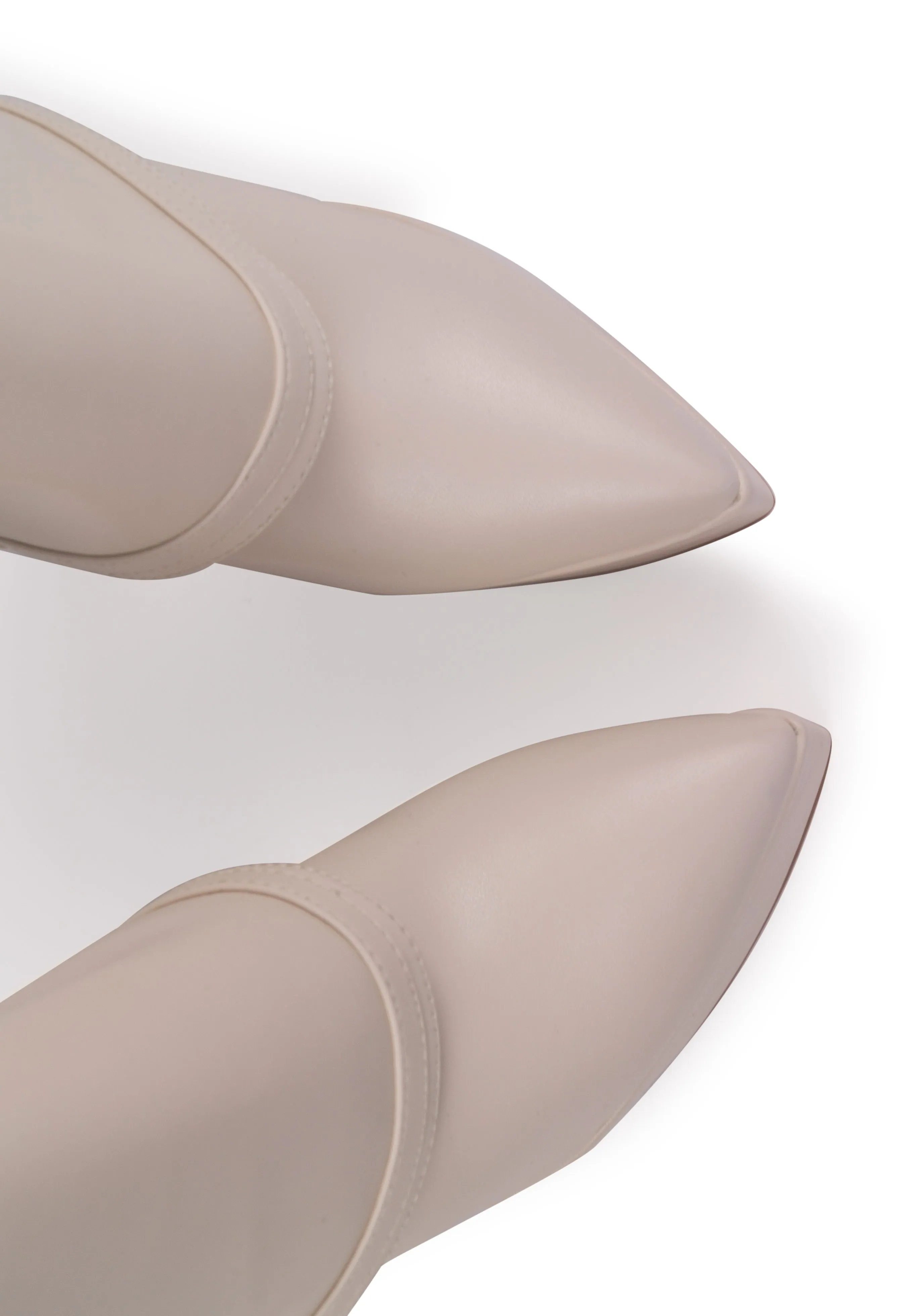 XANDRIA White Ivory - High platform pointy folded heeled boots